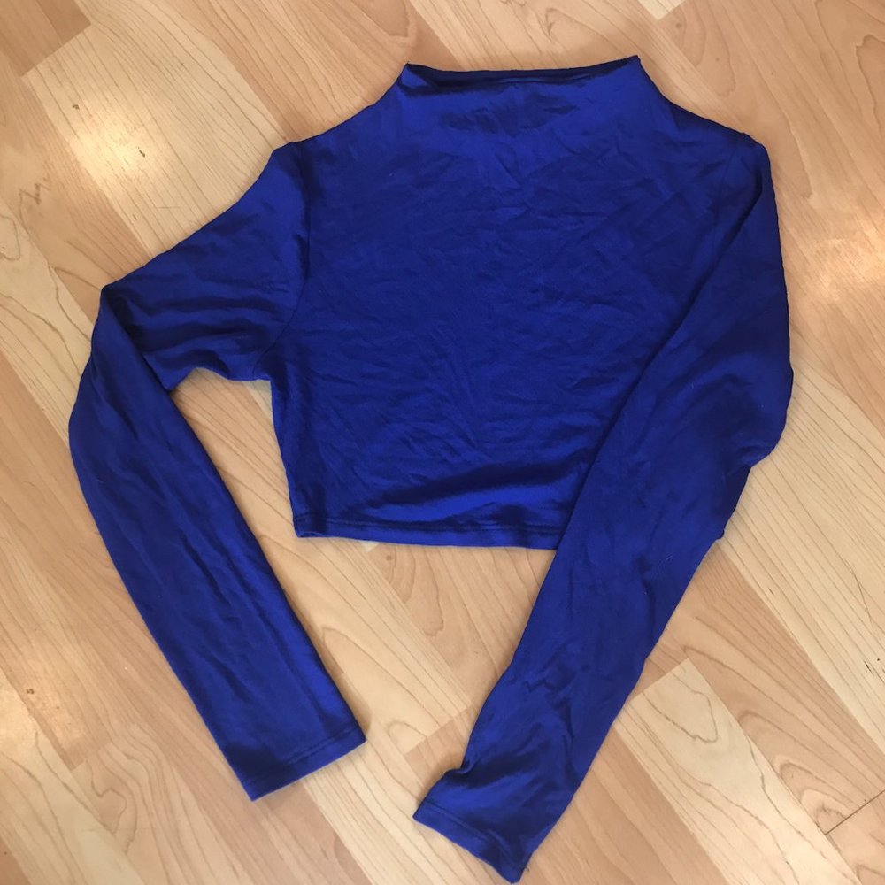 AKIRA long sleeve blue crop top - M